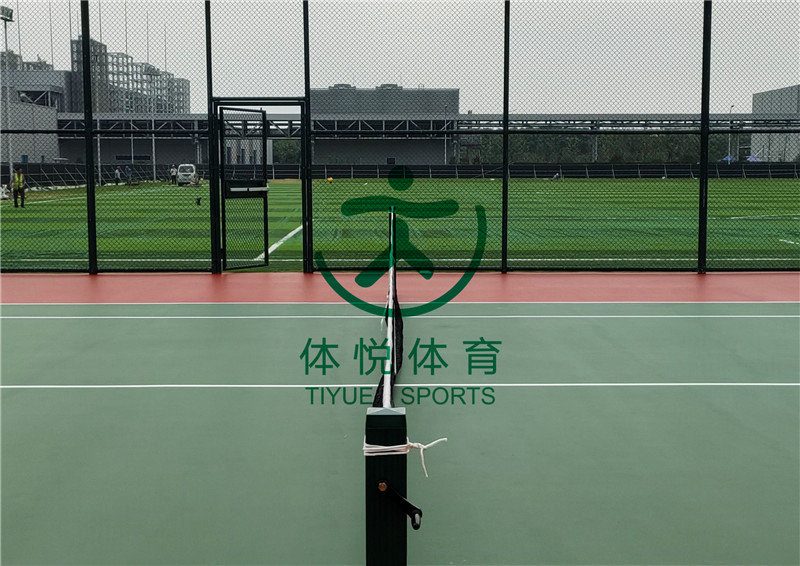 足球場施工工藝流程和體悅太倉籃球場、網(wǎng)球場、足球場施工案例